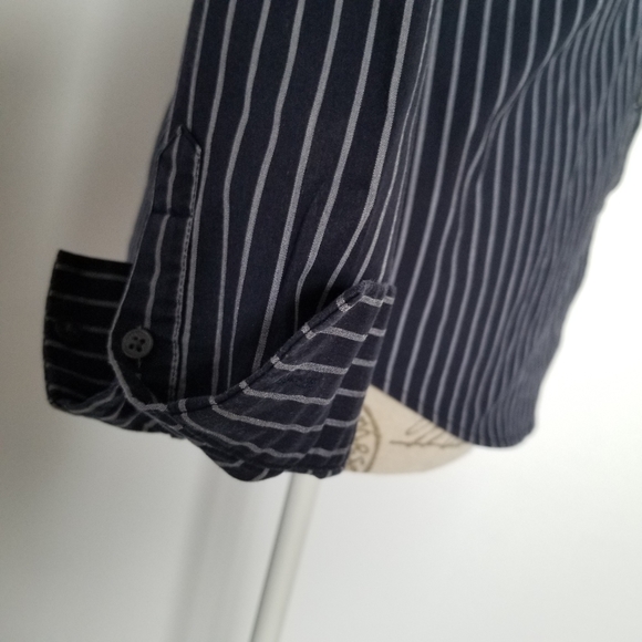 Banana Rebublic Riley Button Down Shirt - Picture 4 of 4